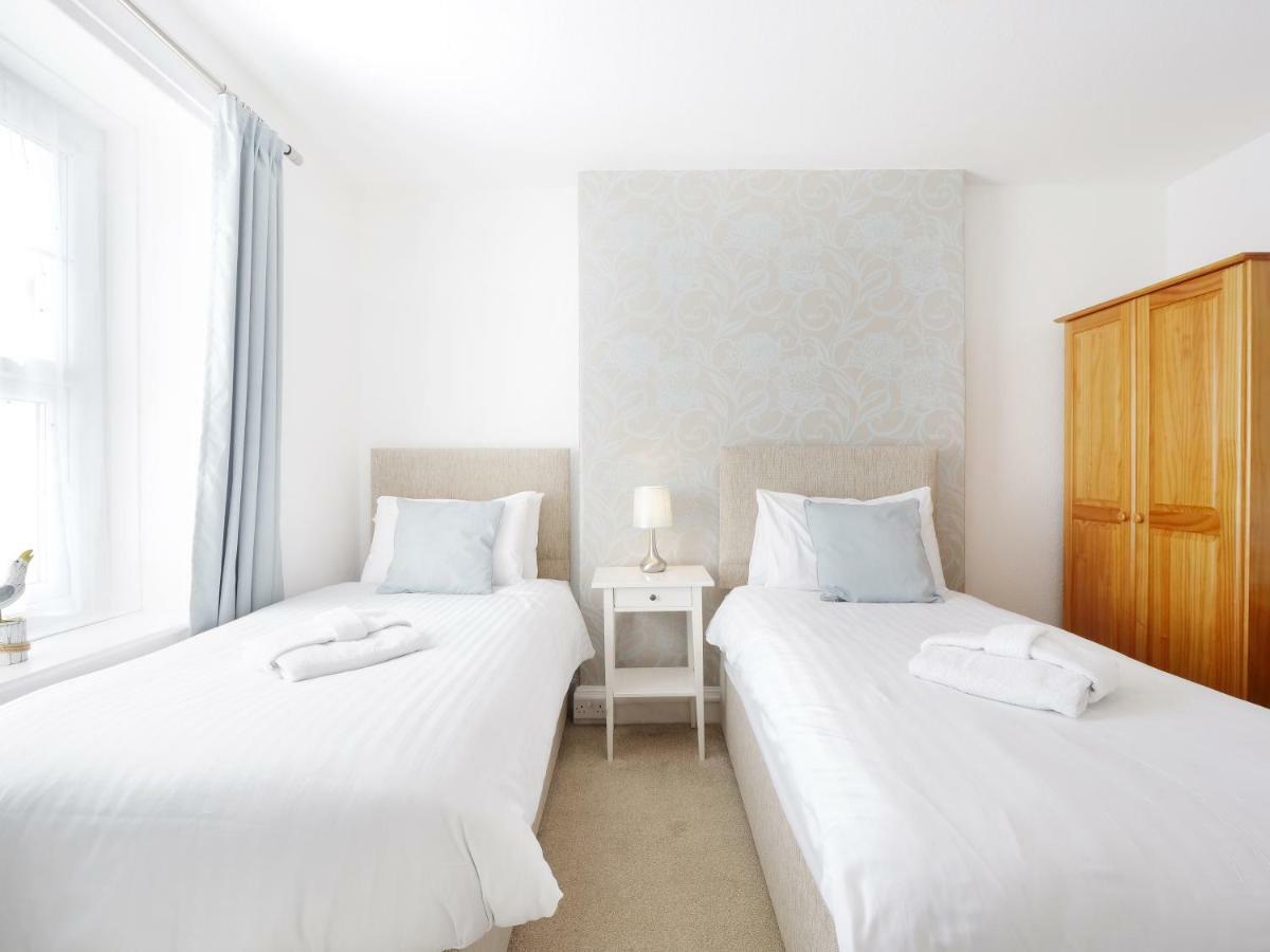 Guest house Tee-side 4*